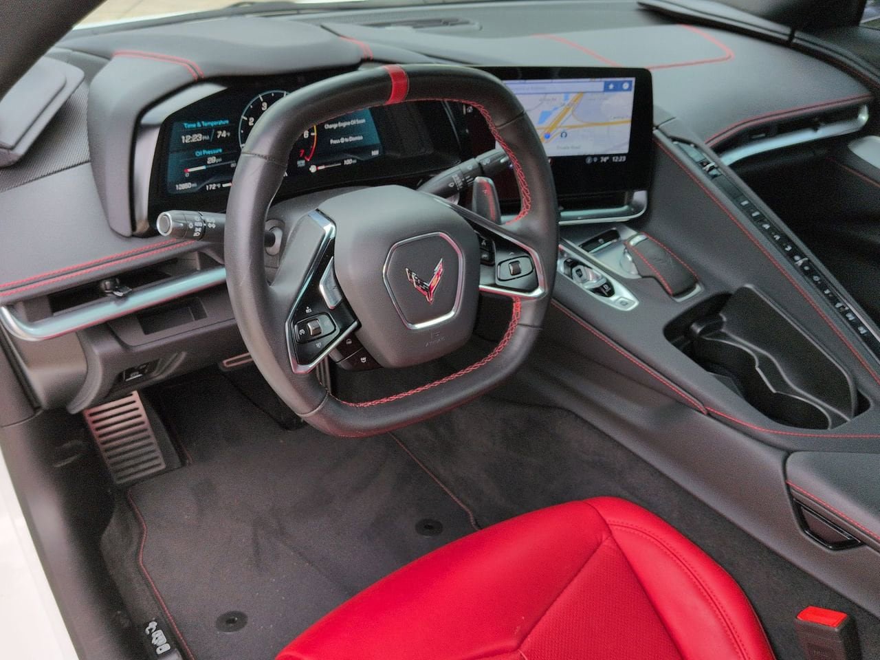 Used 2023 Chevrolet Corvette Stingray Convertible w/ 1LT RWD image 10