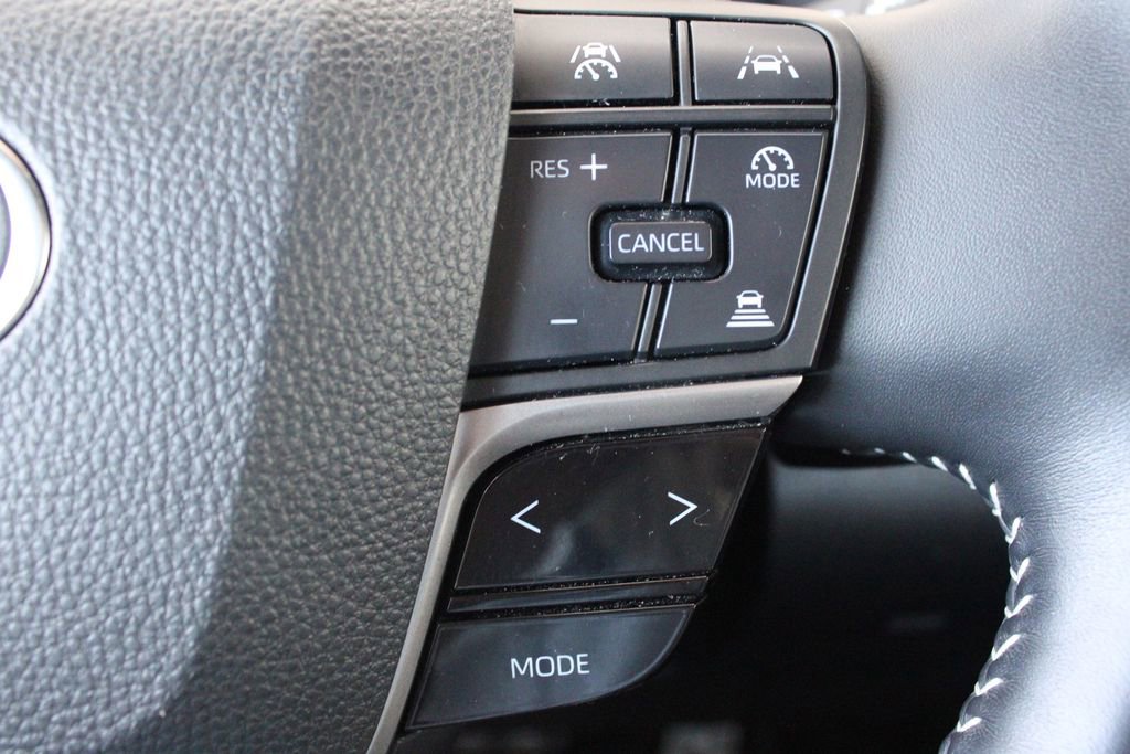 Certified 2025 Toyota Camry SE FWD image 31