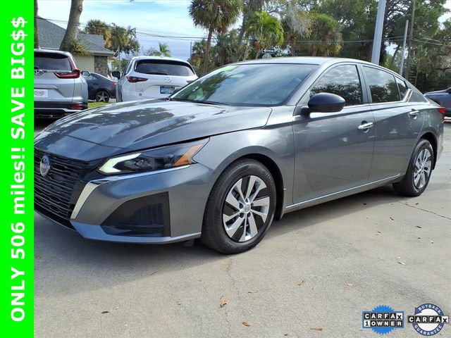 Certified 2025 Nissan Altima 2.5 S image 3