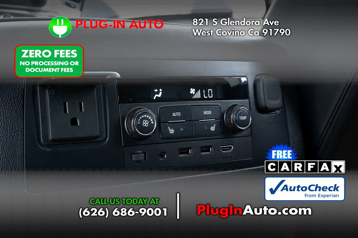 Used 2020 GMC Yukon Denali w/ Denali Premium Package AWD/4WD image 11