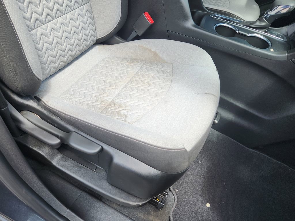 Used 2023 Chevrolet Equinox LT AWD/4WD image 16