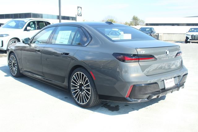 New 2026 BMW i7 xDrive60 w/ Executive Package image 6