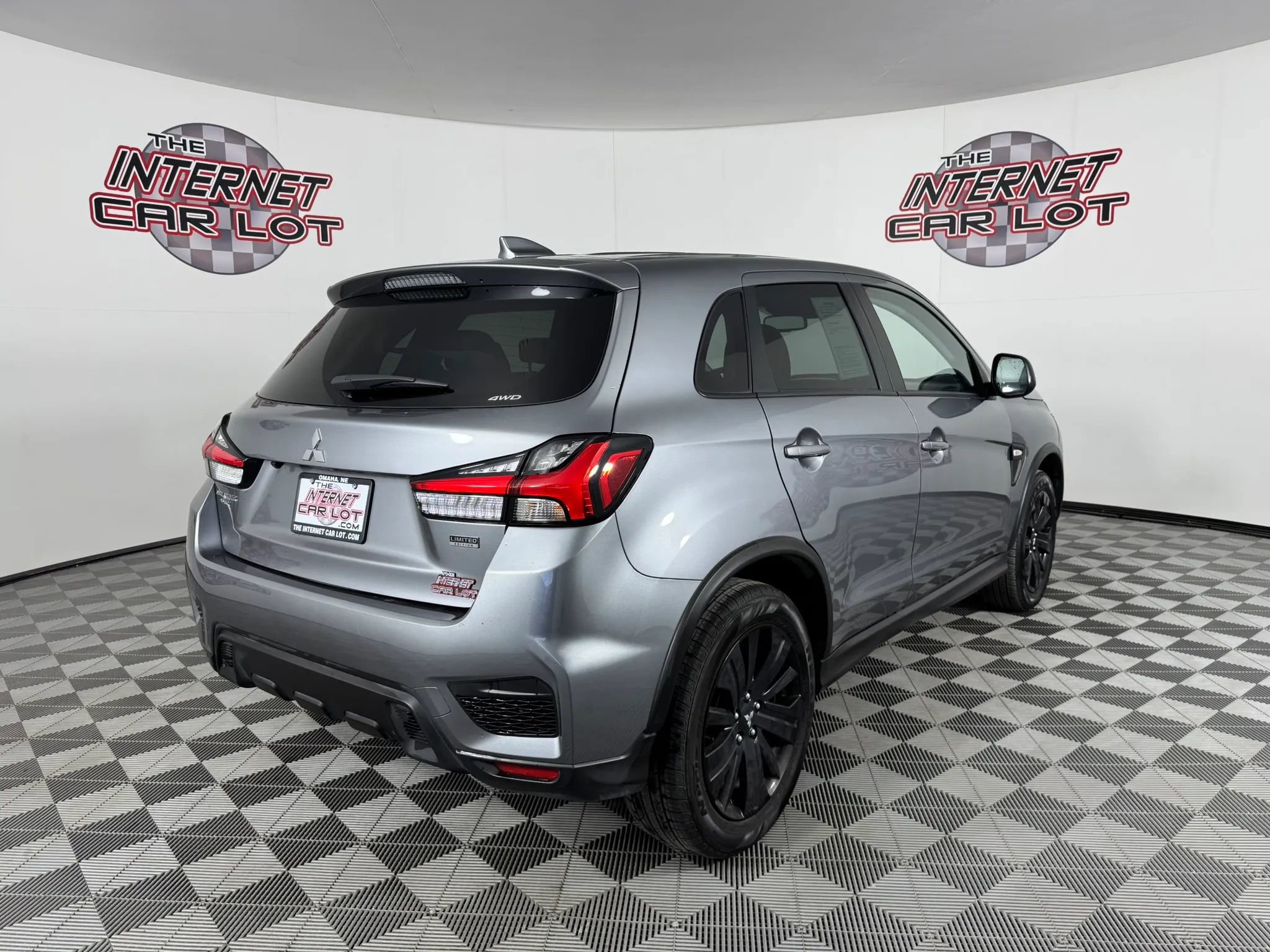 Used 2025 Mitsubishi Outlander Sport LE AWD/4WD image 7