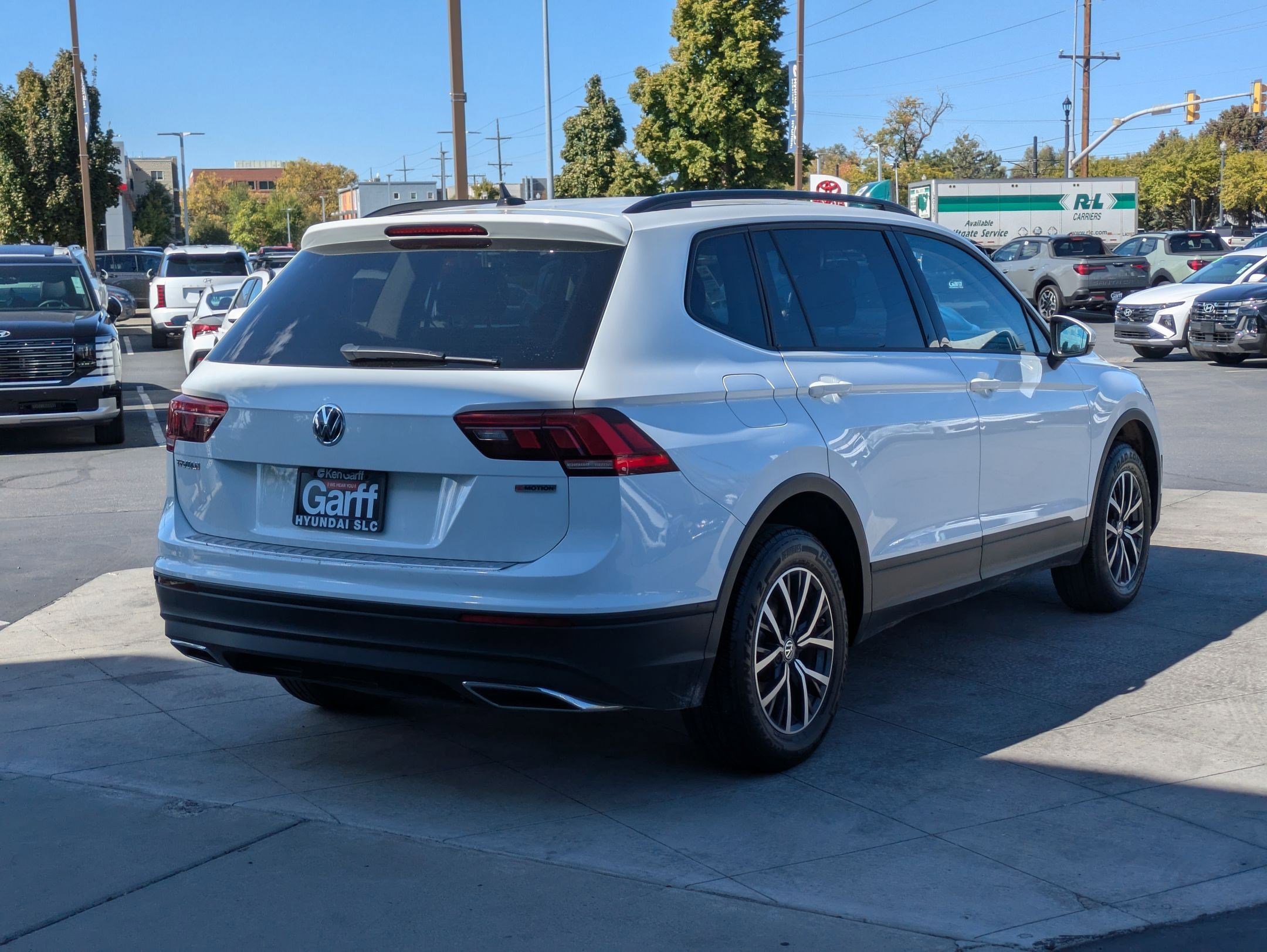 Used 2021 Volkswagen Tiguan S image 5