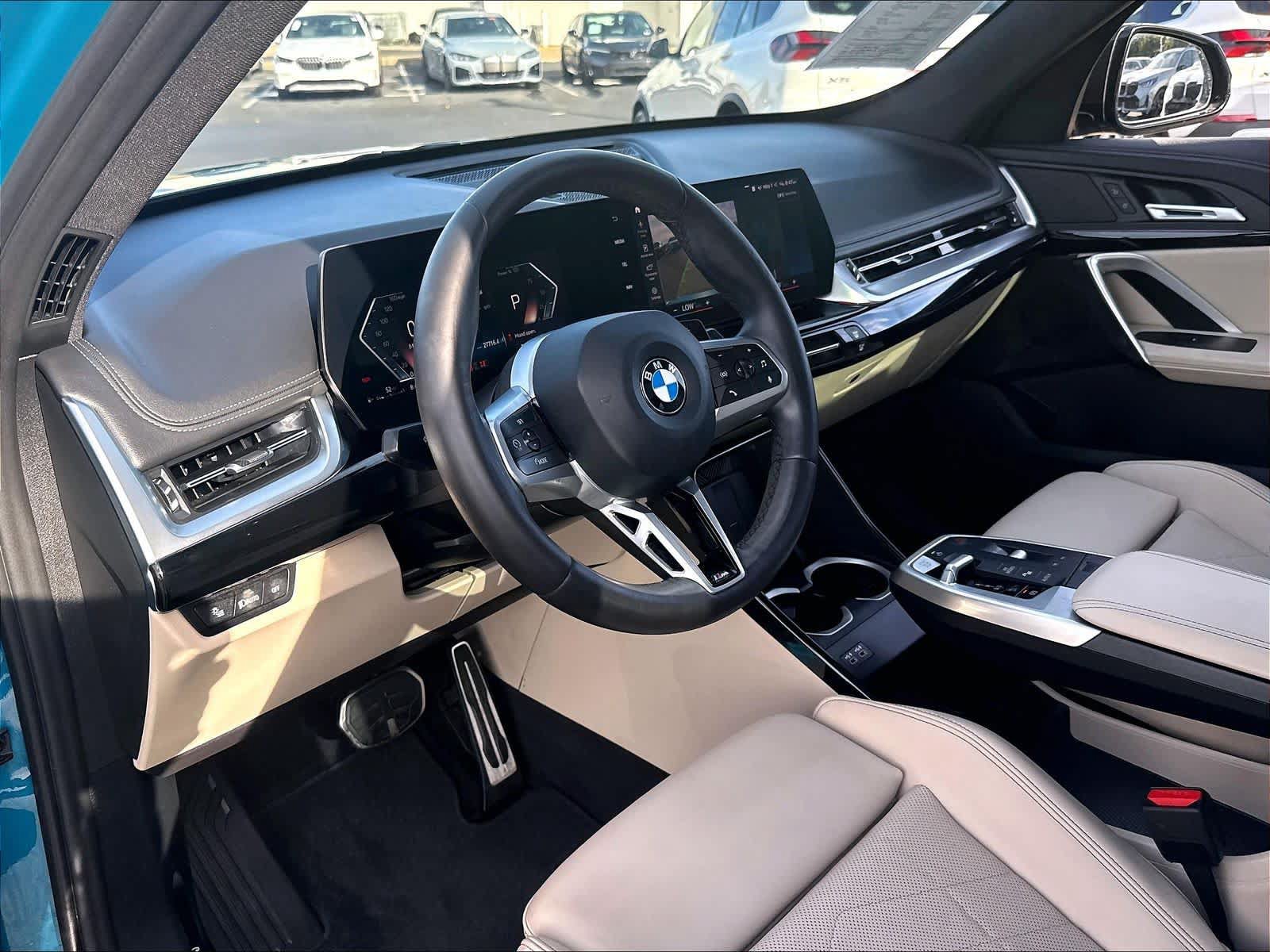 Used 2023 BMW X1 xDrive28i w/ M Sport Package AWD/4WD image 19