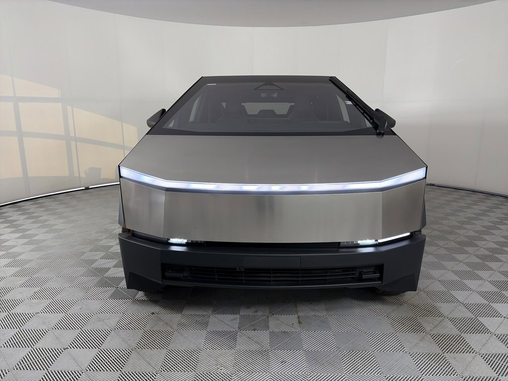 Used 2025 Tesla Cybertruck AWD Crew Cab image 2