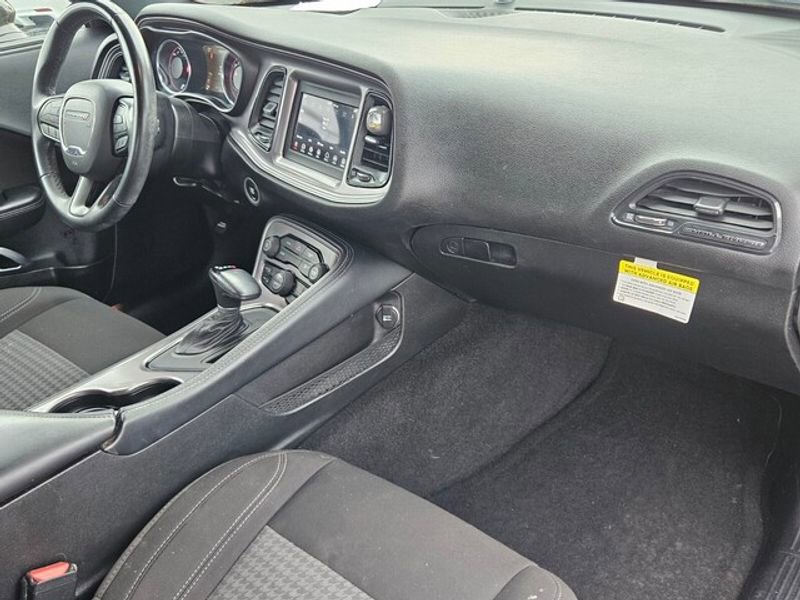 Used 2023 Dodge Challenger SXT image 13