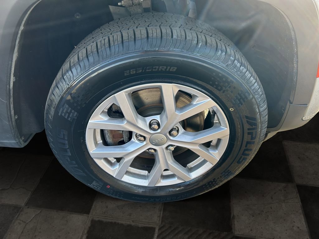 Used 2021 Jeep Grand Cherokee L Limited image 10