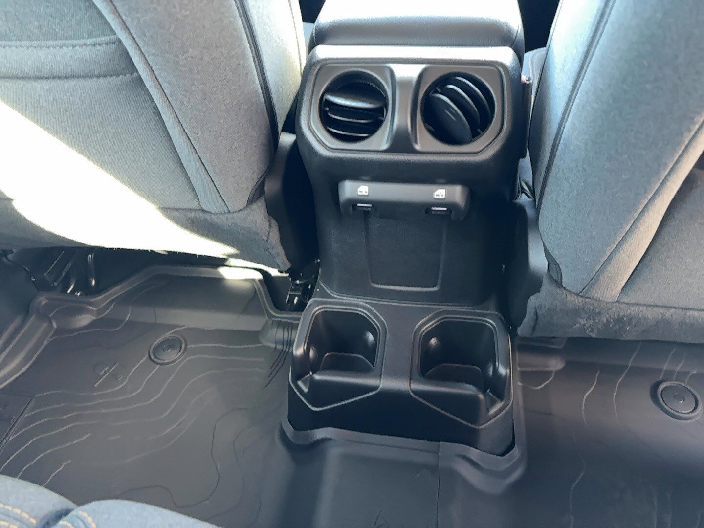 New 2026 Jeep Wrangler Unlimited Sport AWD/4WD image 10