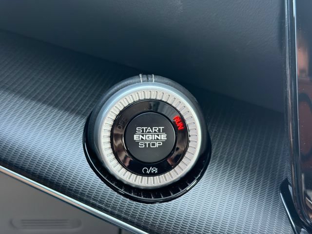 New 2026 Jeep Grand Wagoneer Summit AWD/4WD image 22
