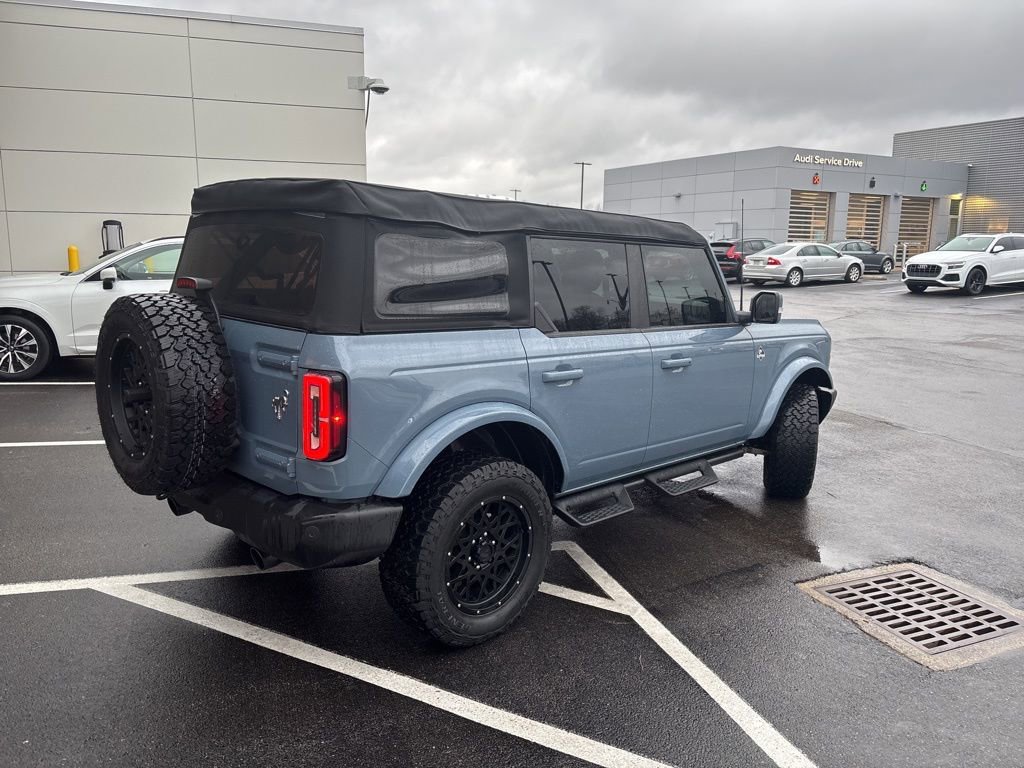 Used 2023 Ford Bronco Outer Banks image 5