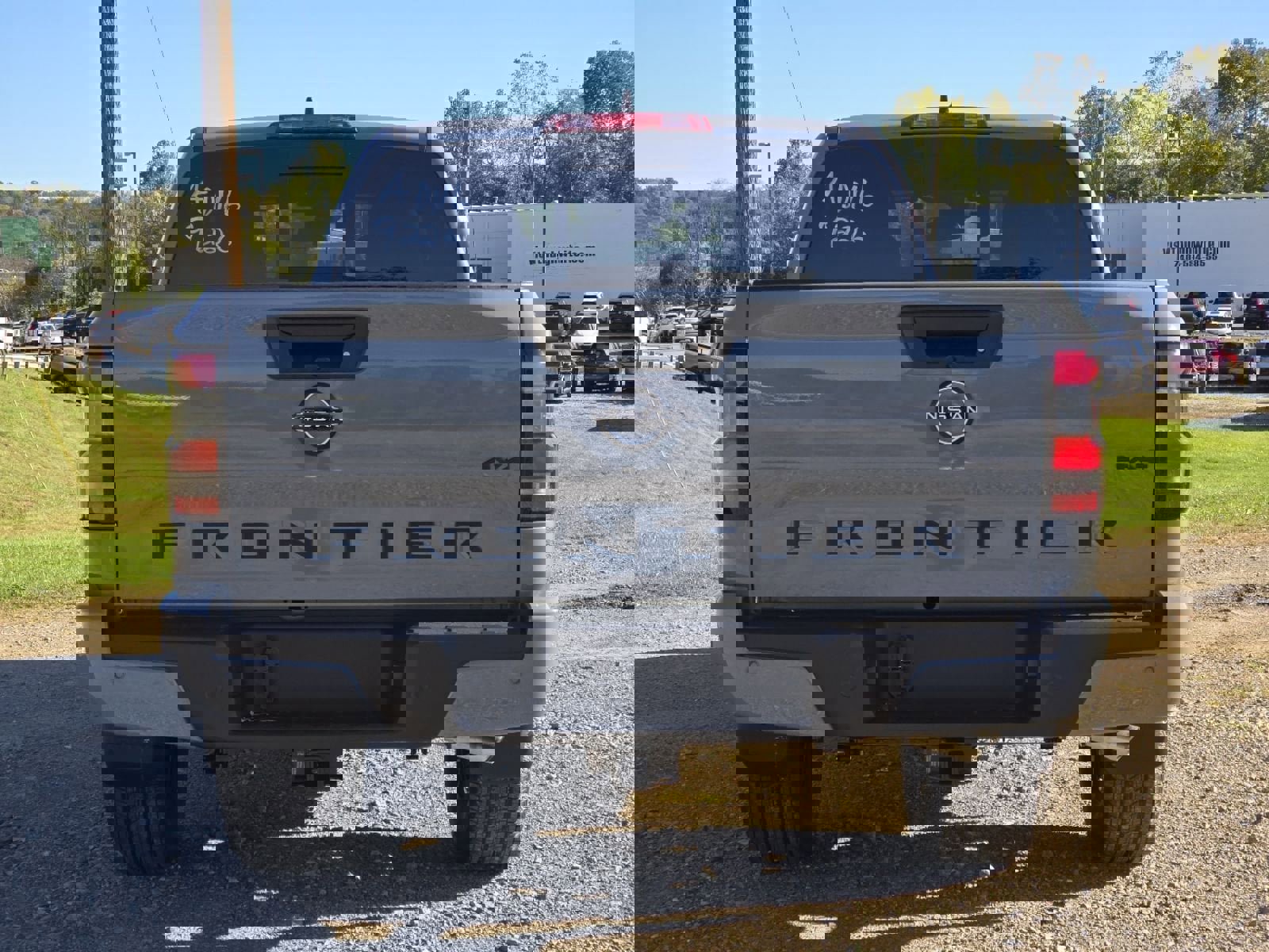 New 2026 Nissan Frontier SV w/ Tow Package image 8