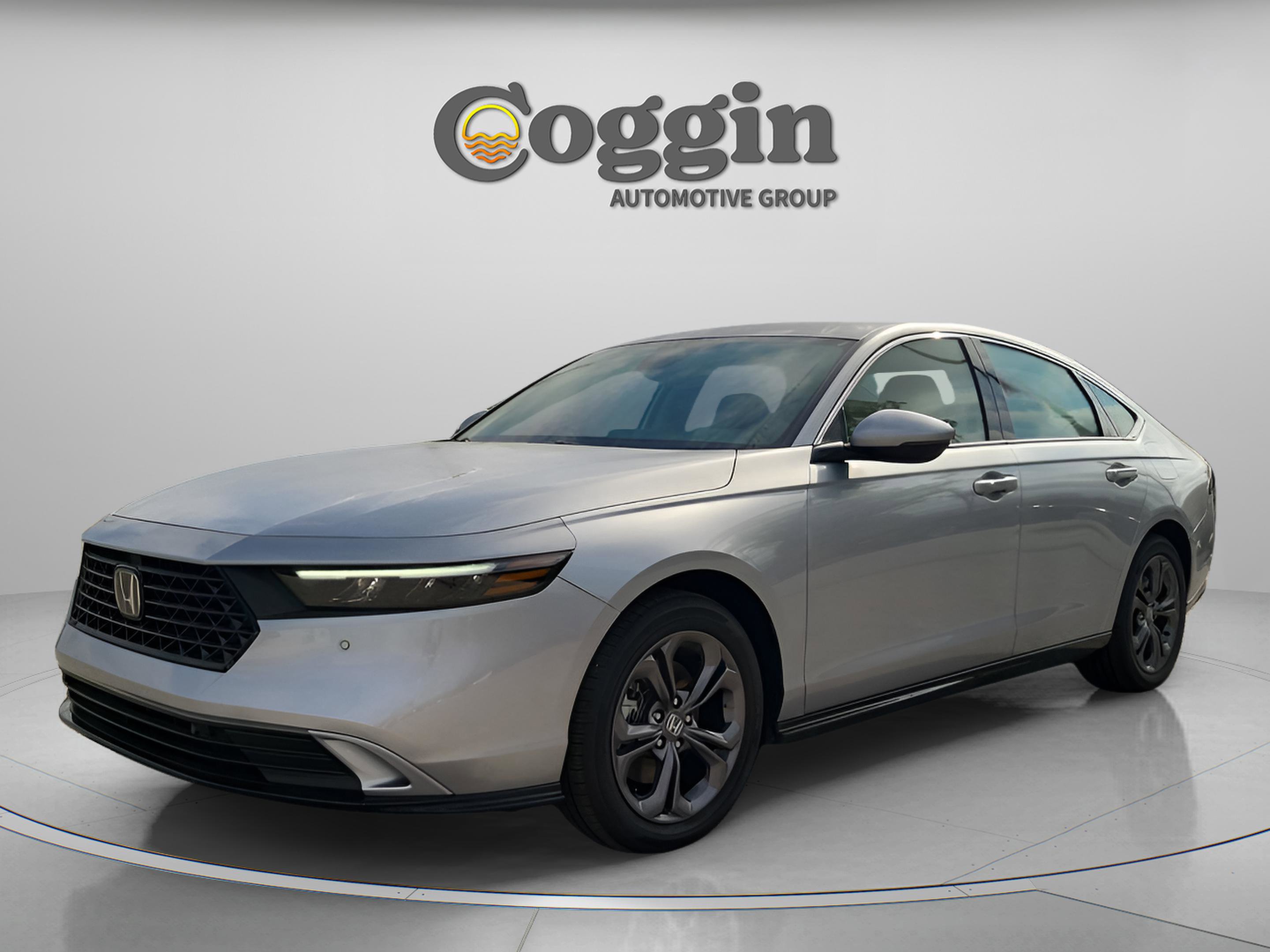 Used 2025 Honda Accord EX-L image 2