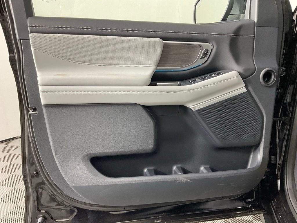 New 2026 Ford Expedition Max Platinum w/ Platinum Ultimate Package AWD/4WD image 12
