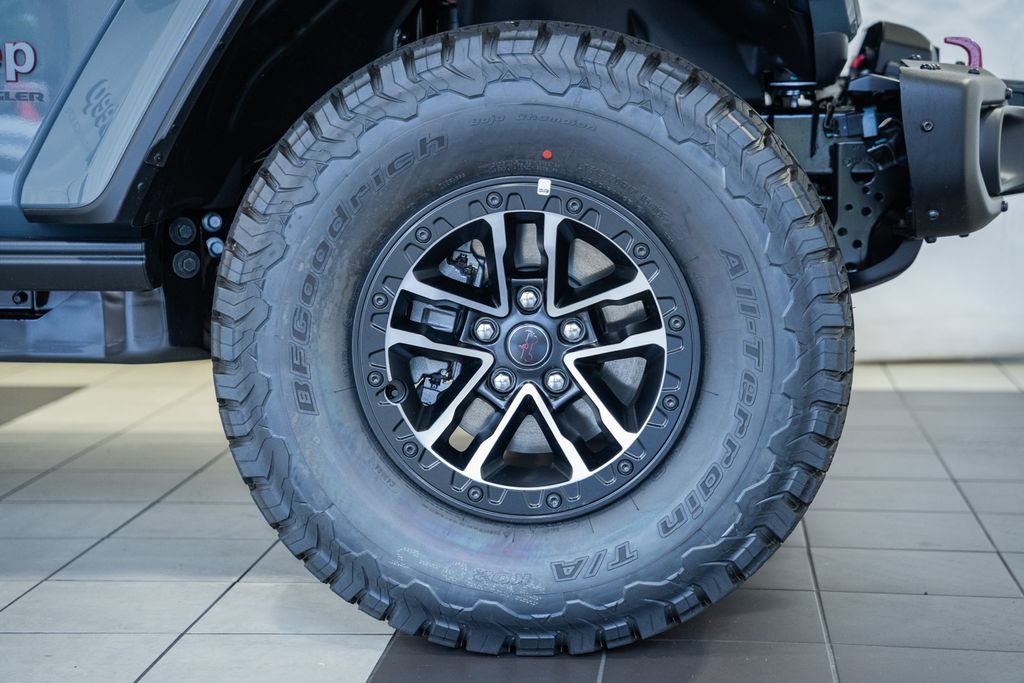 New 2026 Jeep Wrangler Unlimited Rubicon AWD/4WD image 17
