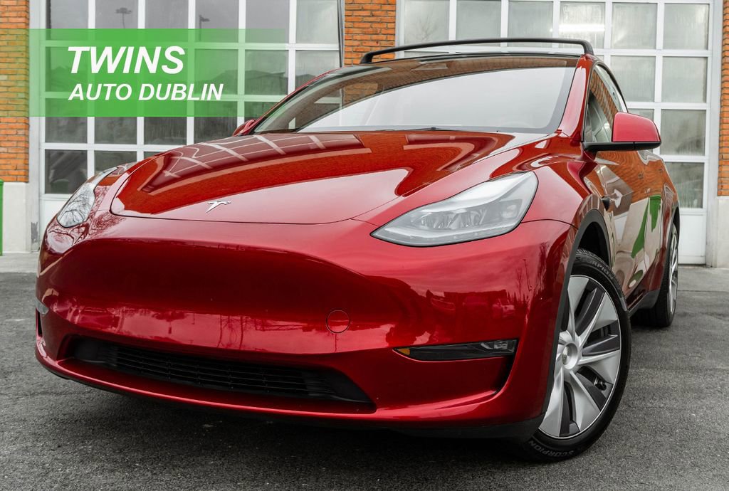 Used 2024 Tesla Model Y Long Range image 1