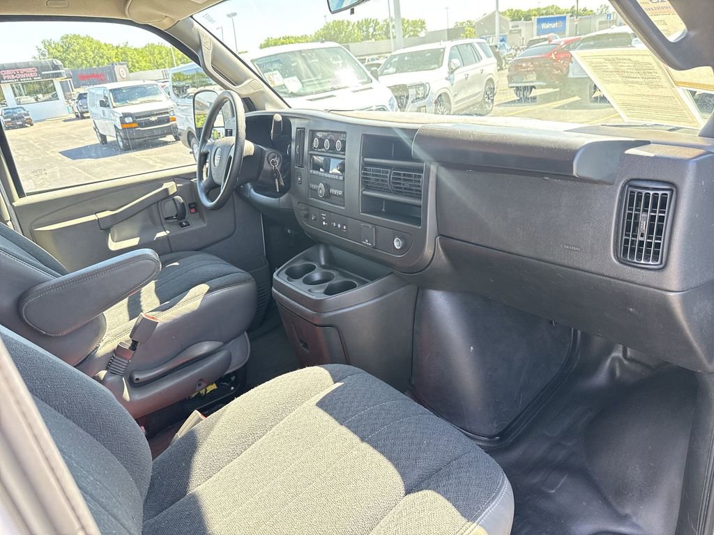 Used 2024 GMC Savana 2500 w/ Driver Convenience Package RWD image 24
