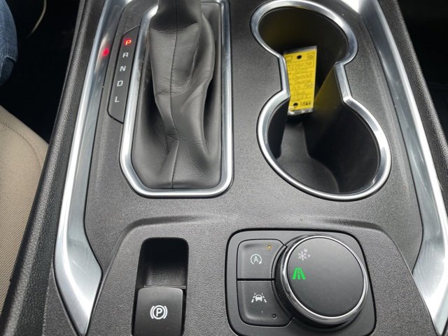 Used 2022 Chevrolet Traverse LS image 29