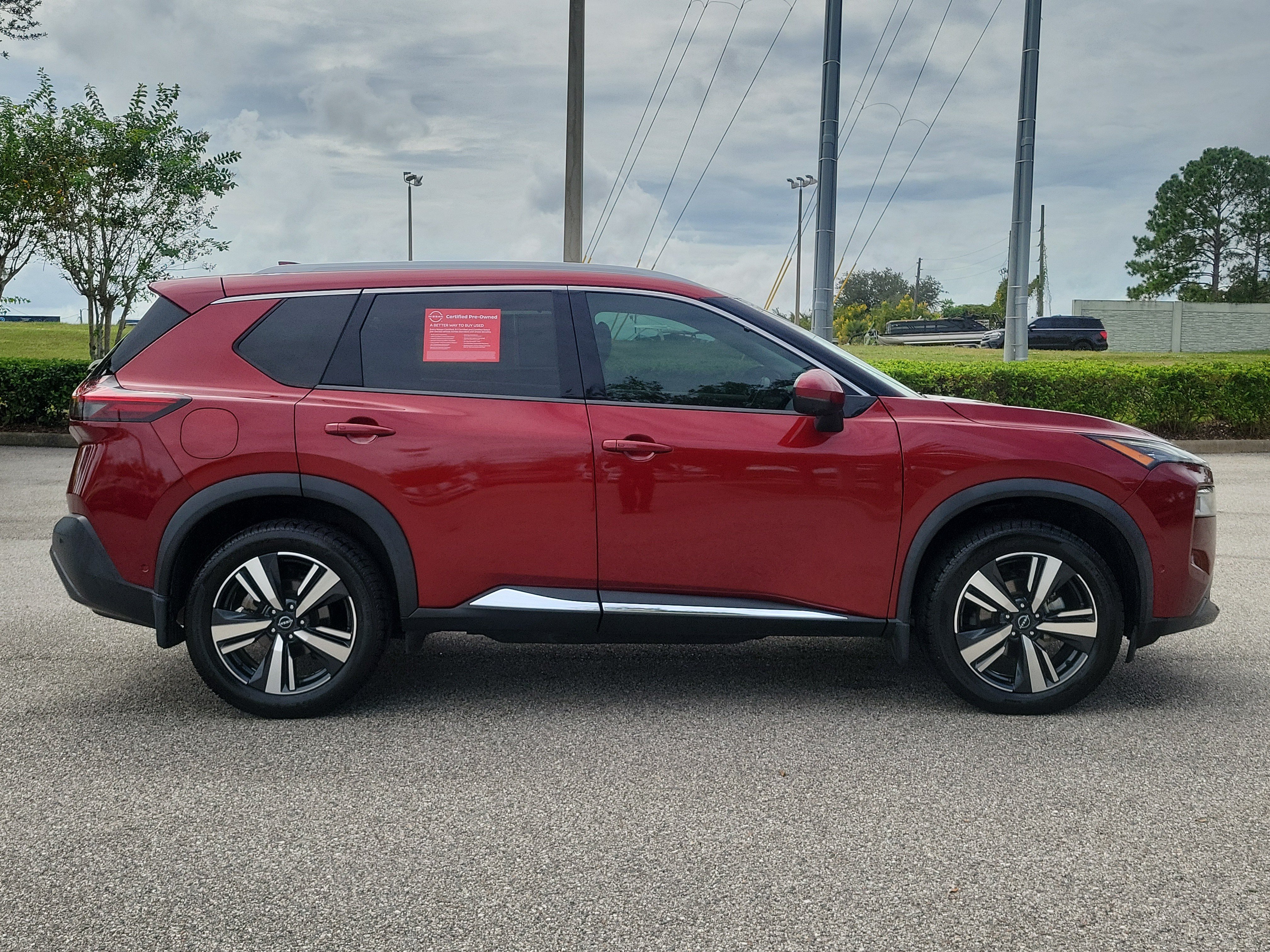 Certified 2022 Nissan Rogue SL w/ SL Premium Package FWD image 4