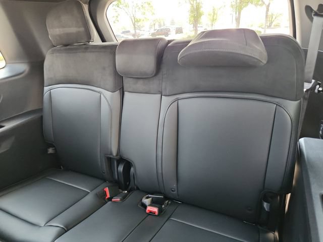 Used 2027 Kia Telluride SX Prestige X-Pro AWD/4WD image 32