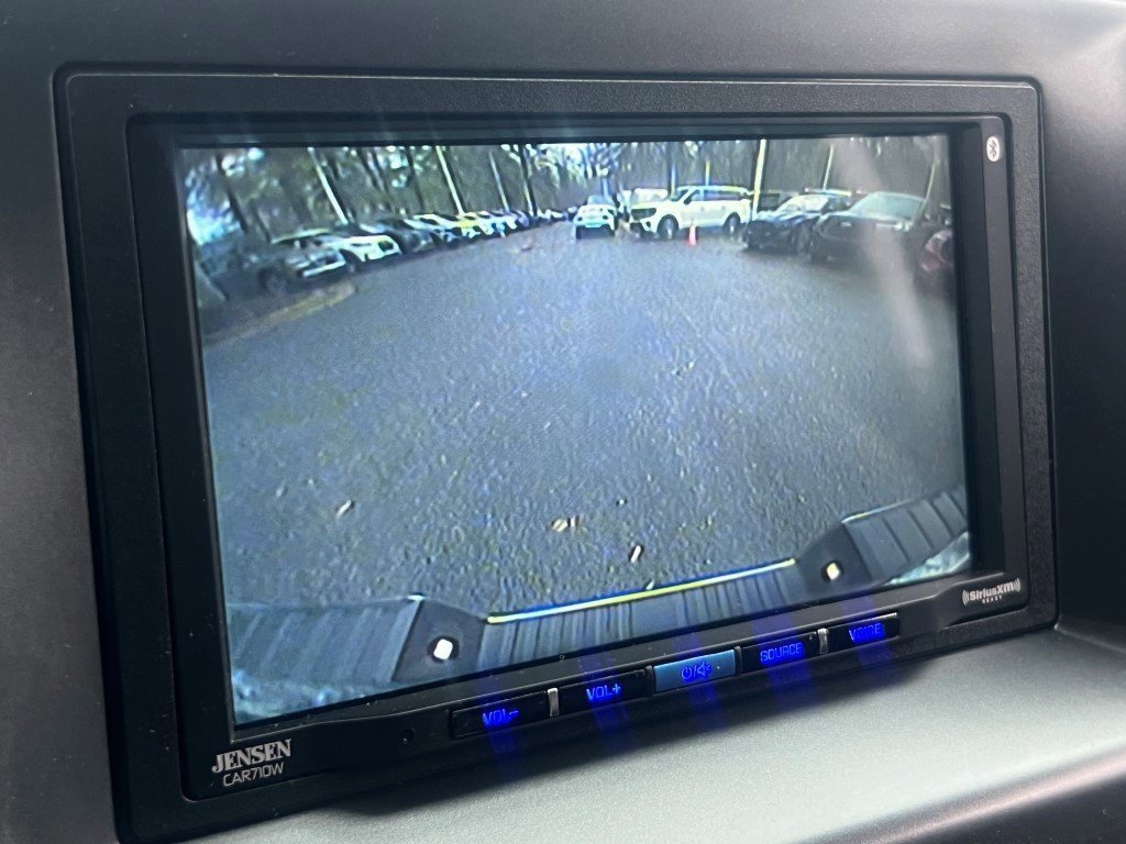 Used 2015 GMC Sierra 1500 SLE w/ SLE Value Package image 25