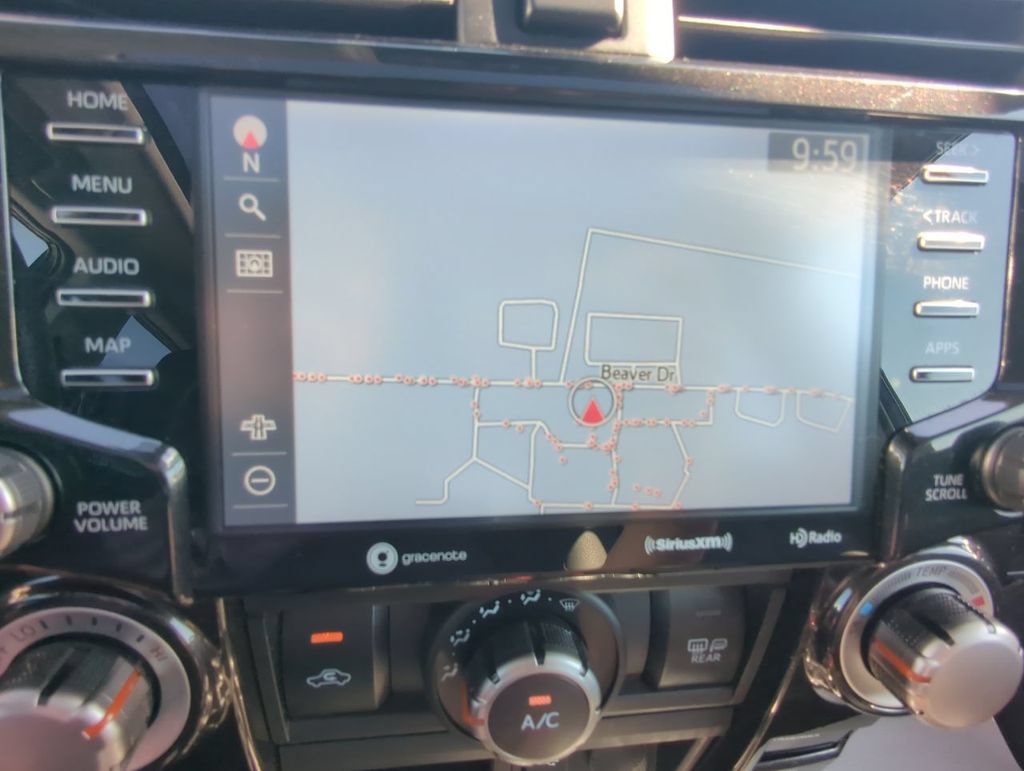 Used 2021 Toyota 4Runner TRD Off-Road Premium w/ Moonroof Package AWD/4WD image 19