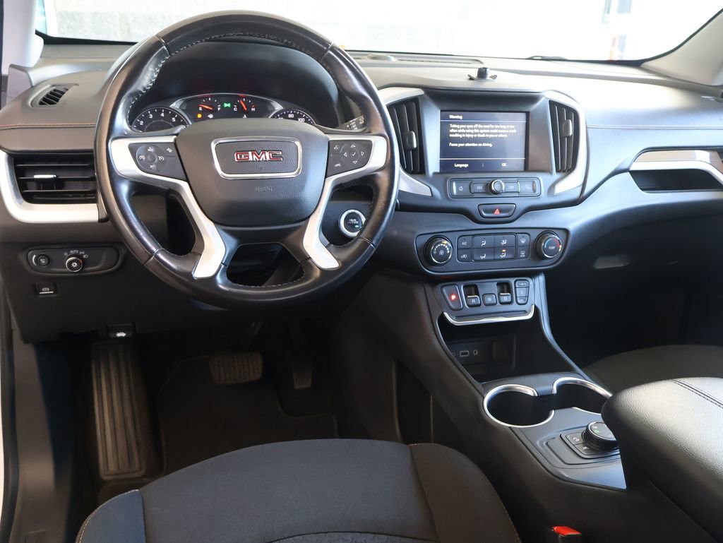 Used 2020 GMC Terrain SLE w/ Elevation Edition image 23