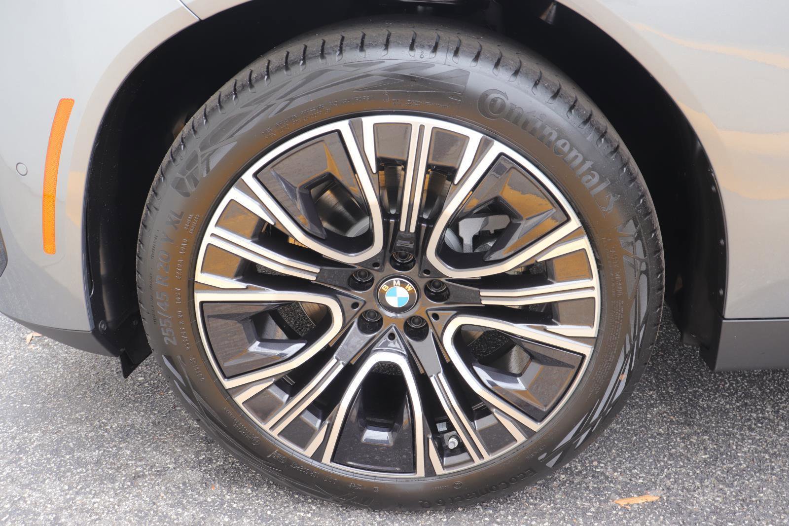 Used 2026 BMW X3 xDrive30 w/ Premium Package image 36