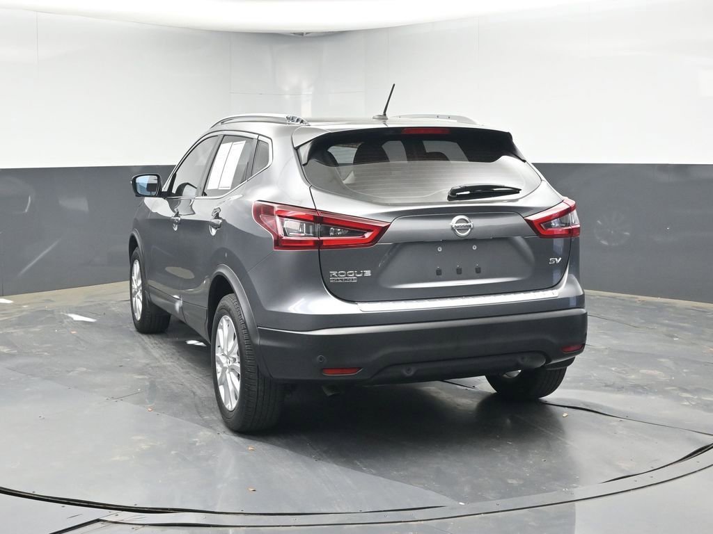 Used 2022 Nissan Rogue Sport SV w/ Technology Package image 4
