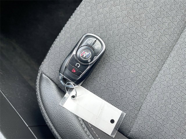 Certified 2022 Buick Encore GX Select w/ Advanced Technology Package image 32