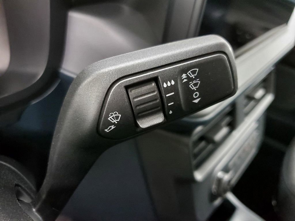 New 2025 Ford Maverick XLT w/ XLT Luxury Package image 32