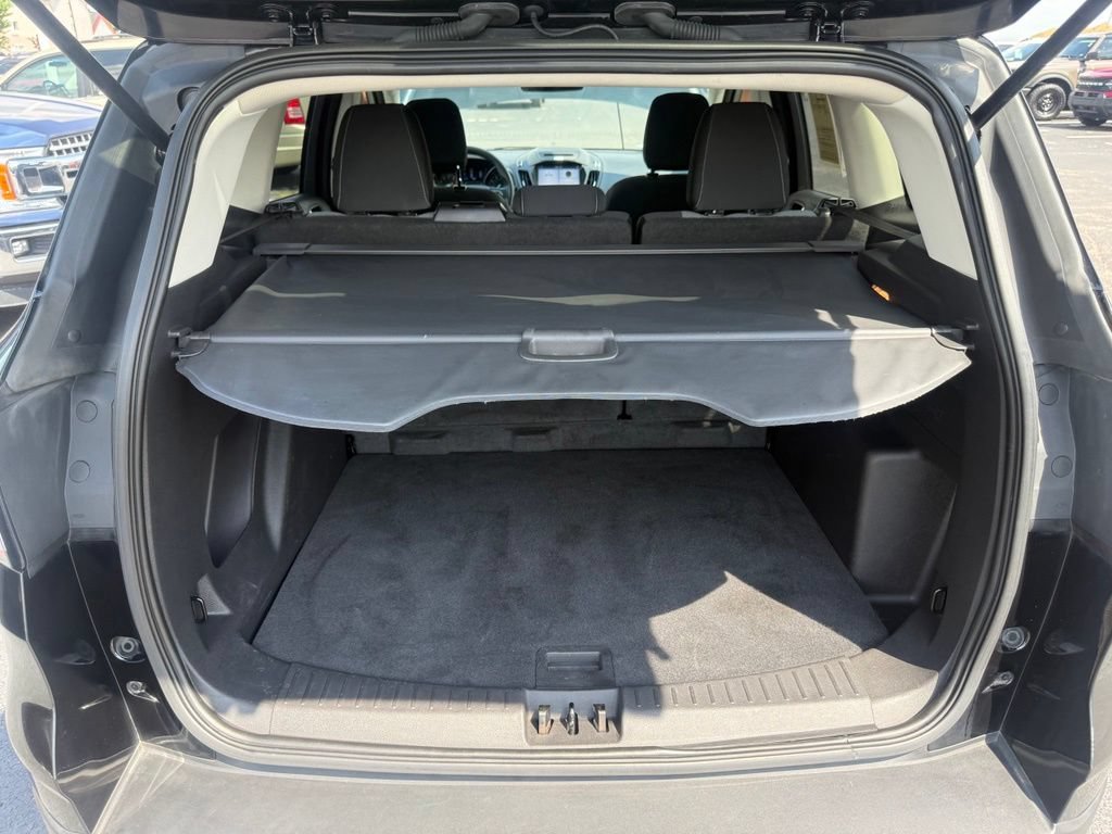 Certified 2018 Ford Escape SE w/ SE Sync 3 Package FWD image 48