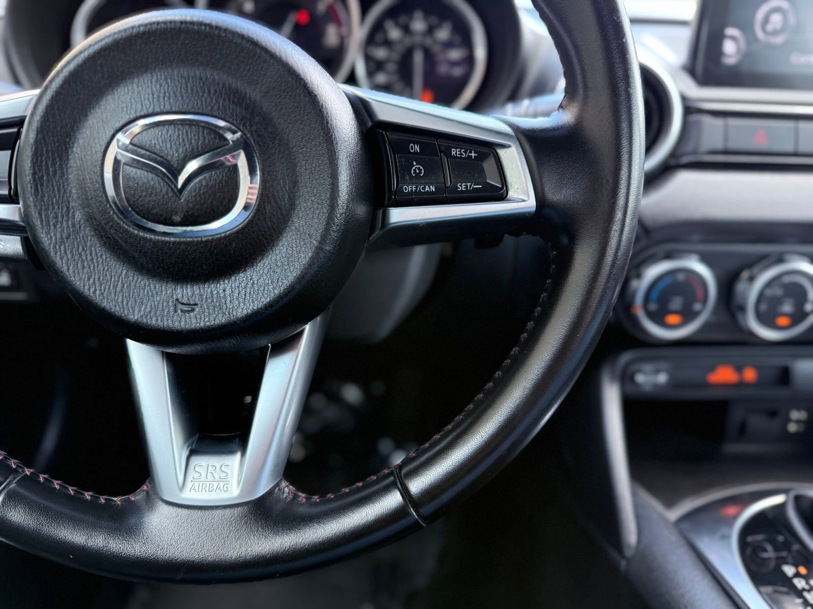 Used 2018 MAZDA MX-5 Miata RF Grand Touring image 26