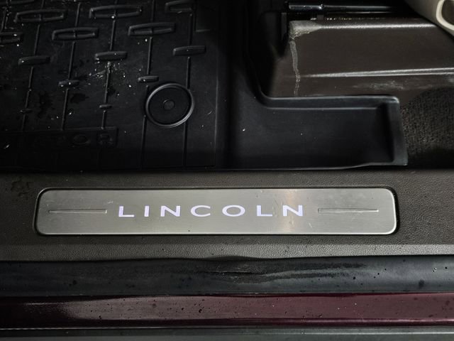 Used 2020 Lincoln Aviator Reserve w/ Equipment Group 201A image 28