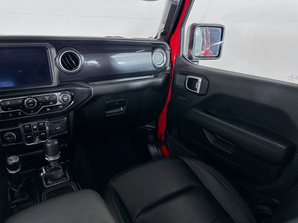 Certified 2022 Jeep Wrangler Unlimited Sahara image 35