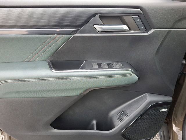 Certified 2024 GMC Acadia AT4 w/ Luxury Package image 13