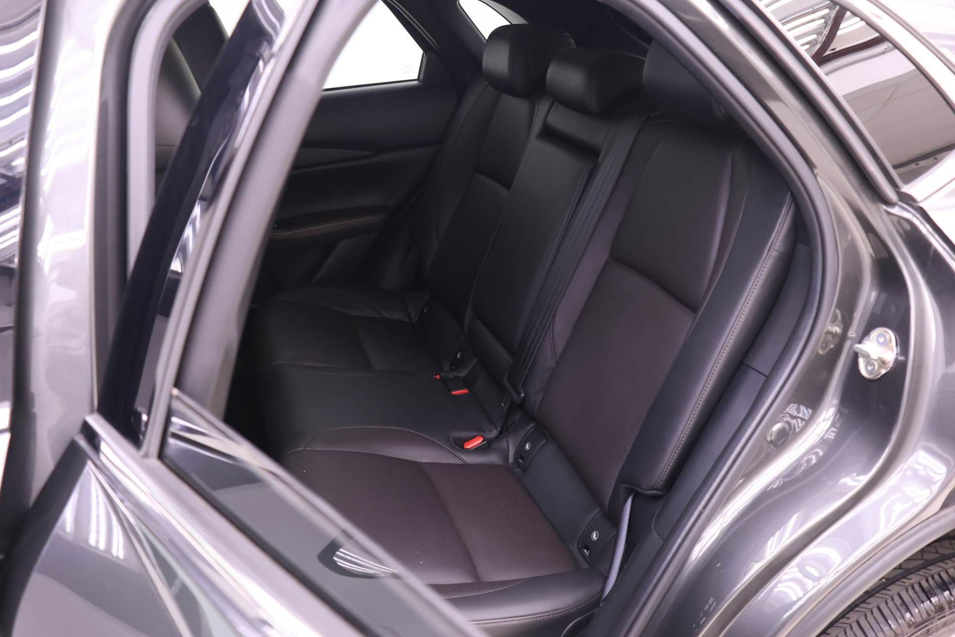 Used 2023 MAZDA CX-30 AWD 2.5 S w/ Premium Package image 13