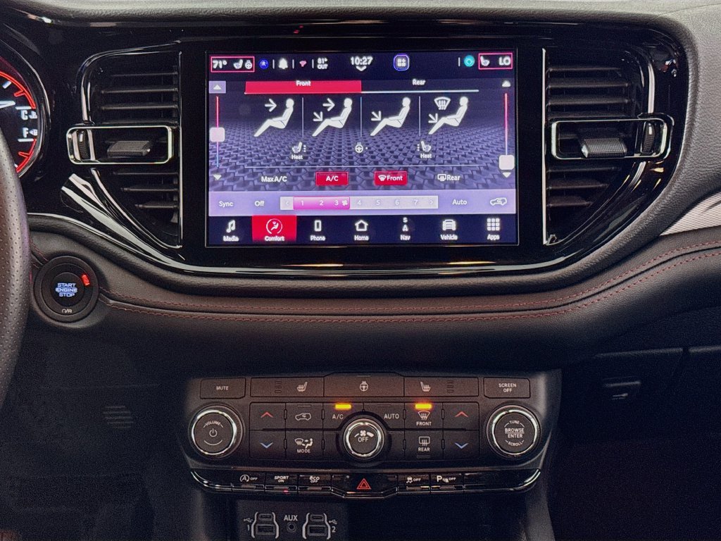 Used 2025 Dodge Durango GT AWD/4WD image 16