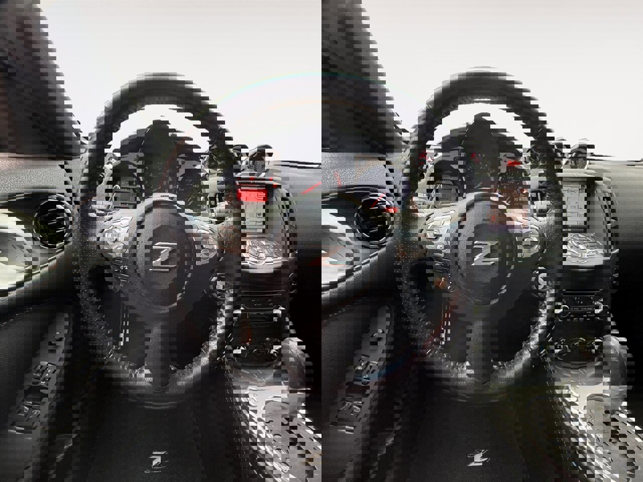 Used 2015 Nissan 370Z w/ Sport Package image 13