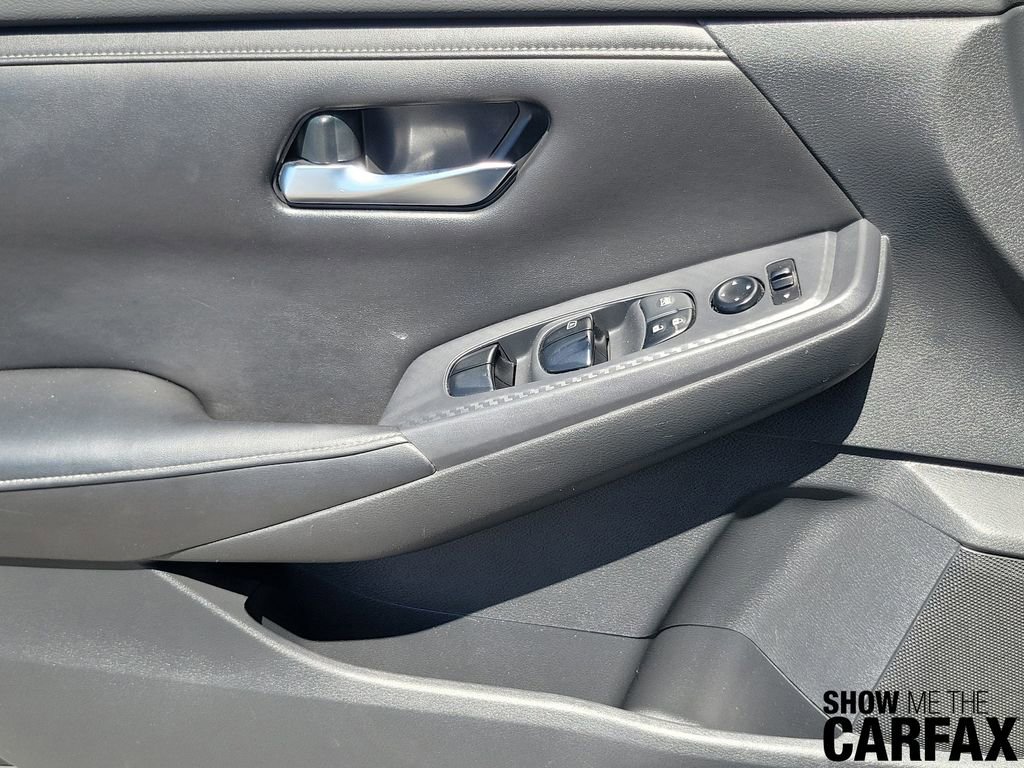 Used 2020 Nissan Sentra SV FWD image 18