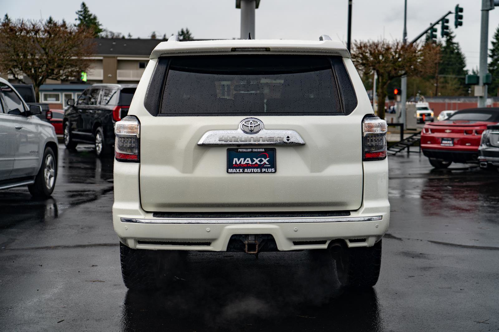 Used 2016 Toyota 4Runner Limited AWD/4WD image 11