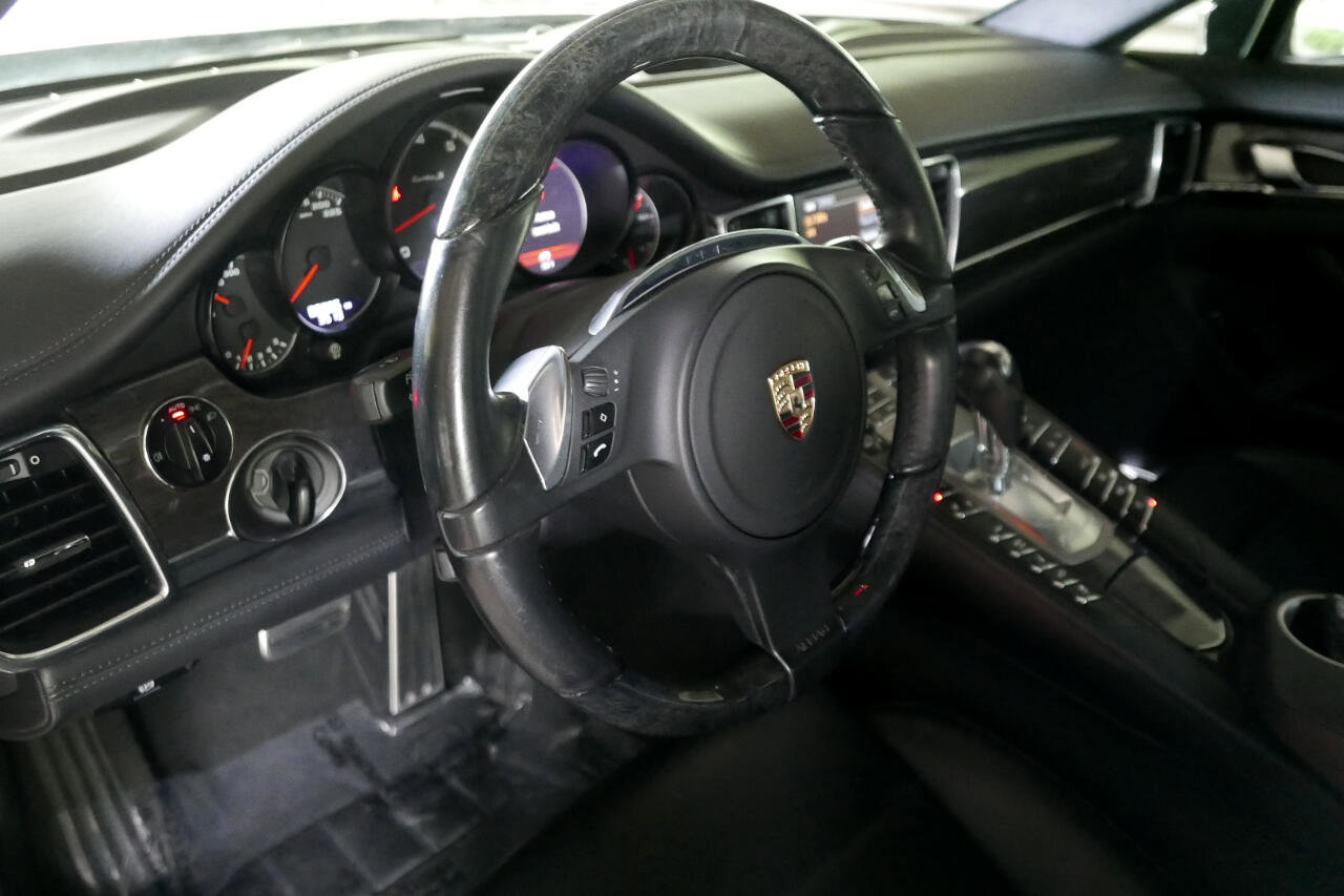 Used 2012 Porsche Panamera Turbo S image 27