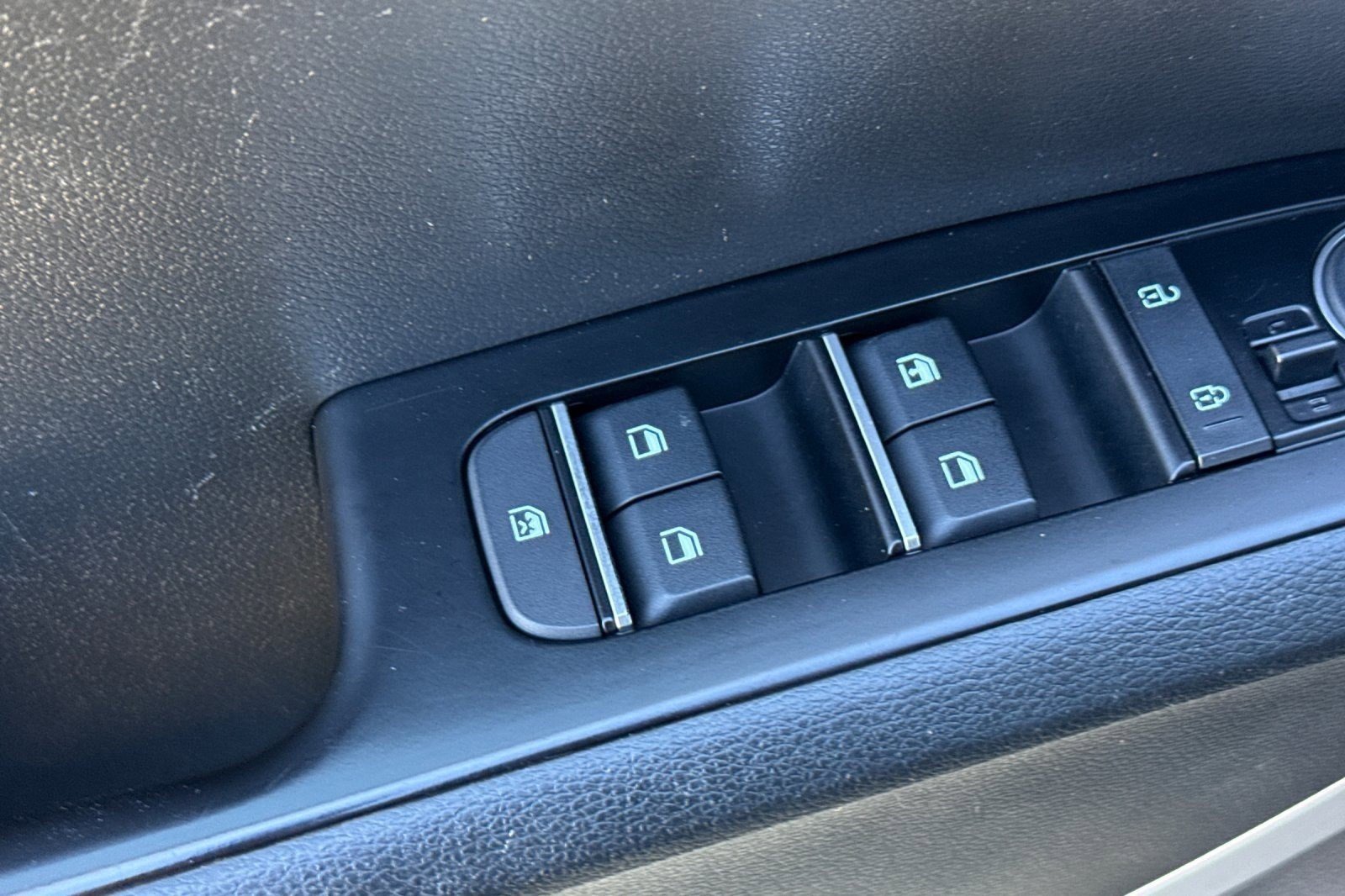 Used 2022 Kia Soul LX w/ Technology Package image 12