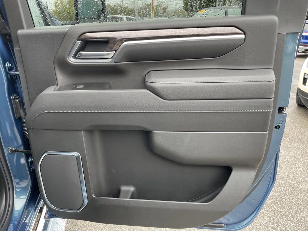 New 2026 Chevrolet Silverado 2500 LTZ w/ LTZ Premium Package image 43