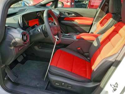 Used 2025 Chevrolet Equinox EV RS w/ Convenience Package II AWD/4WD image 6