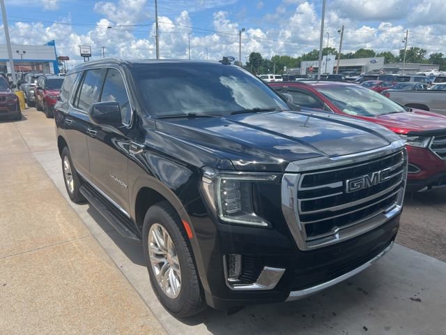 Used 2023 GMC Yukon SLT AWD/4WD image 2