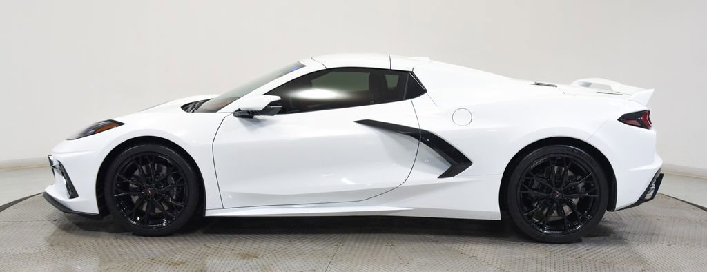 Used 2024 Chevrolet Corvette Stingray Premium Conv w/ Z51 Performance Package image 8