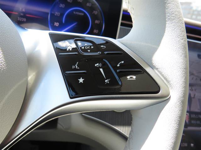 Certified 2023 Mercedes-Benz EQE 350+ 4MATIC SUV w/ Exclusive Trim Package image 23