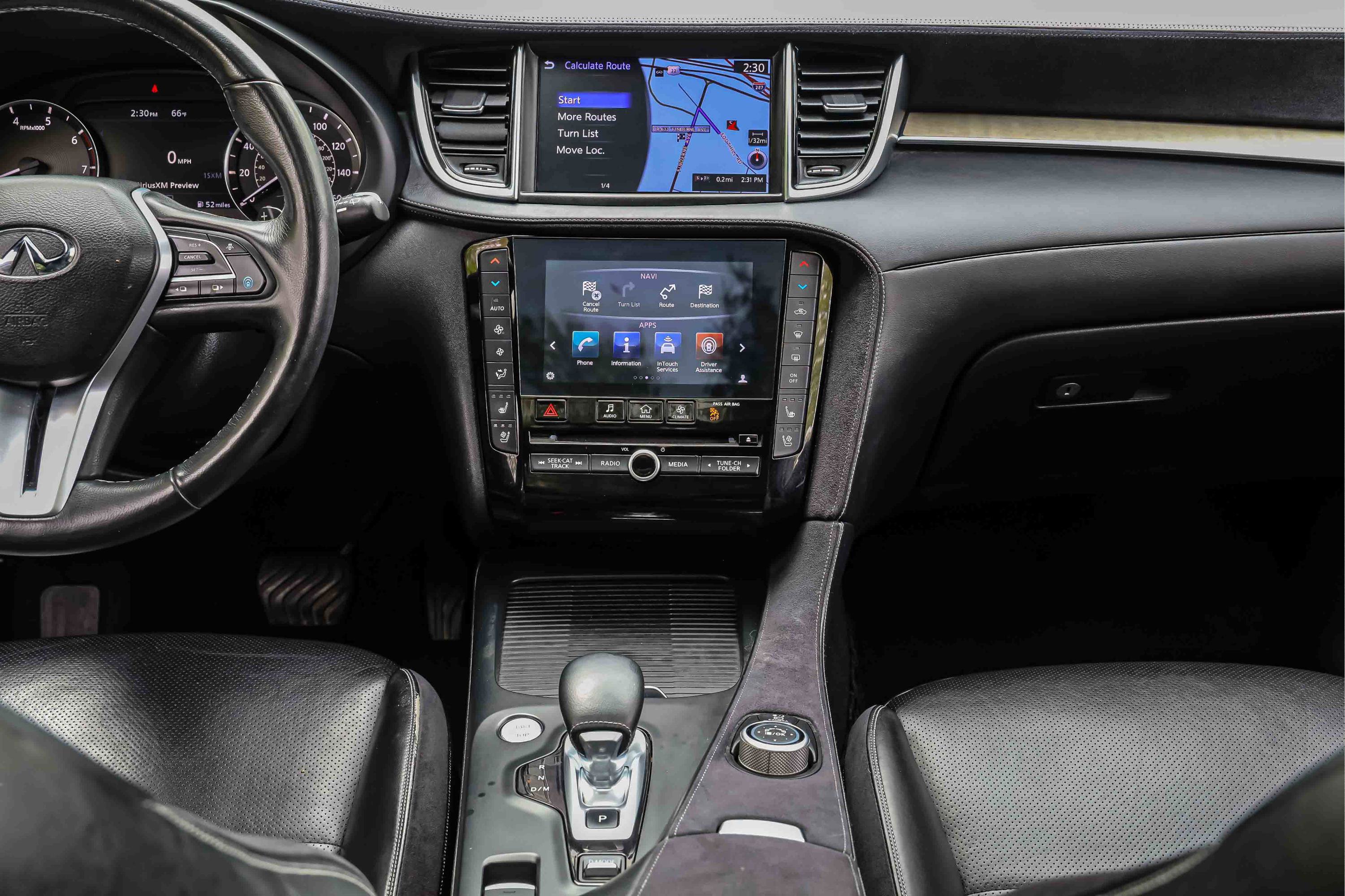 Used 2019 INFINITI QX50 Essential w/ Sensory Package AWD/4WD image 11