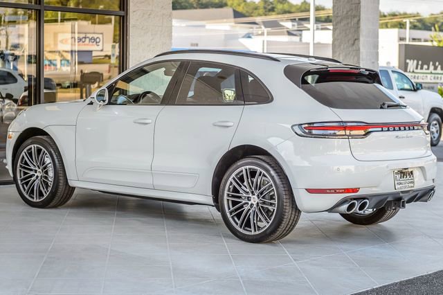 Used 2020 Porsche Macan Turbo image 7